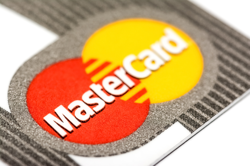Alpha Bank adopts wireless MasterCard payment system