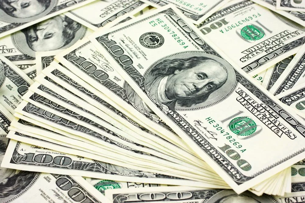 UniCredit reaches agreement with MBCS on disposal of nonperforming Italian credit portfolio